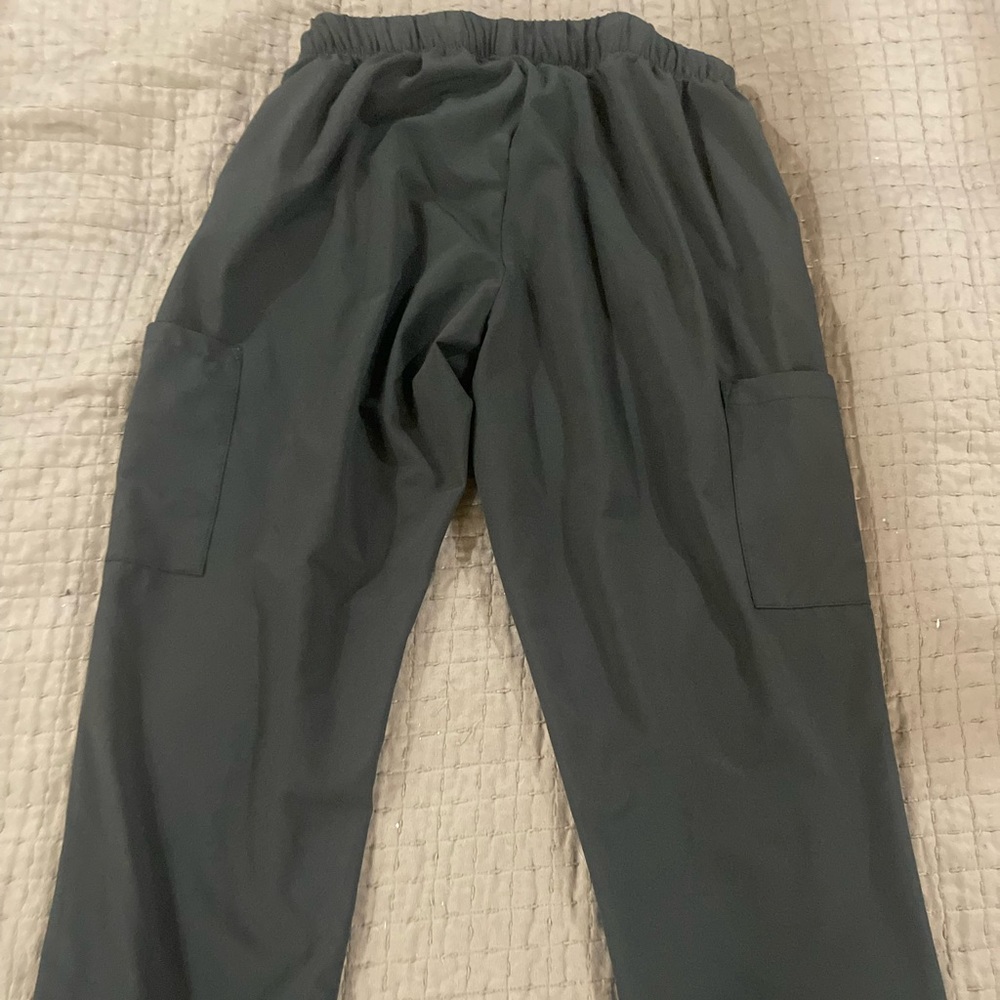 Get pant scrub